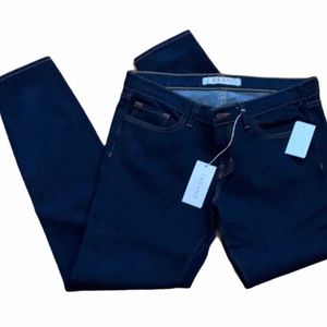 NWT J Brand low rise skinny ankle jeans.